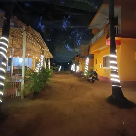 Chillouts Morjim Apartment Exterior photo